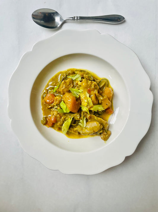Golden Pepper Pesto Coconut Milk Chicken with Fresh Spinach - Bella Cucina