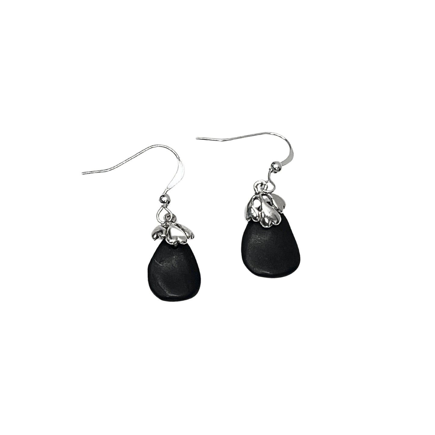 Jewelry: Vintage Sterling Silver and Black Teardrop Earrings by Bella Cucina – Jewelry: Earrings