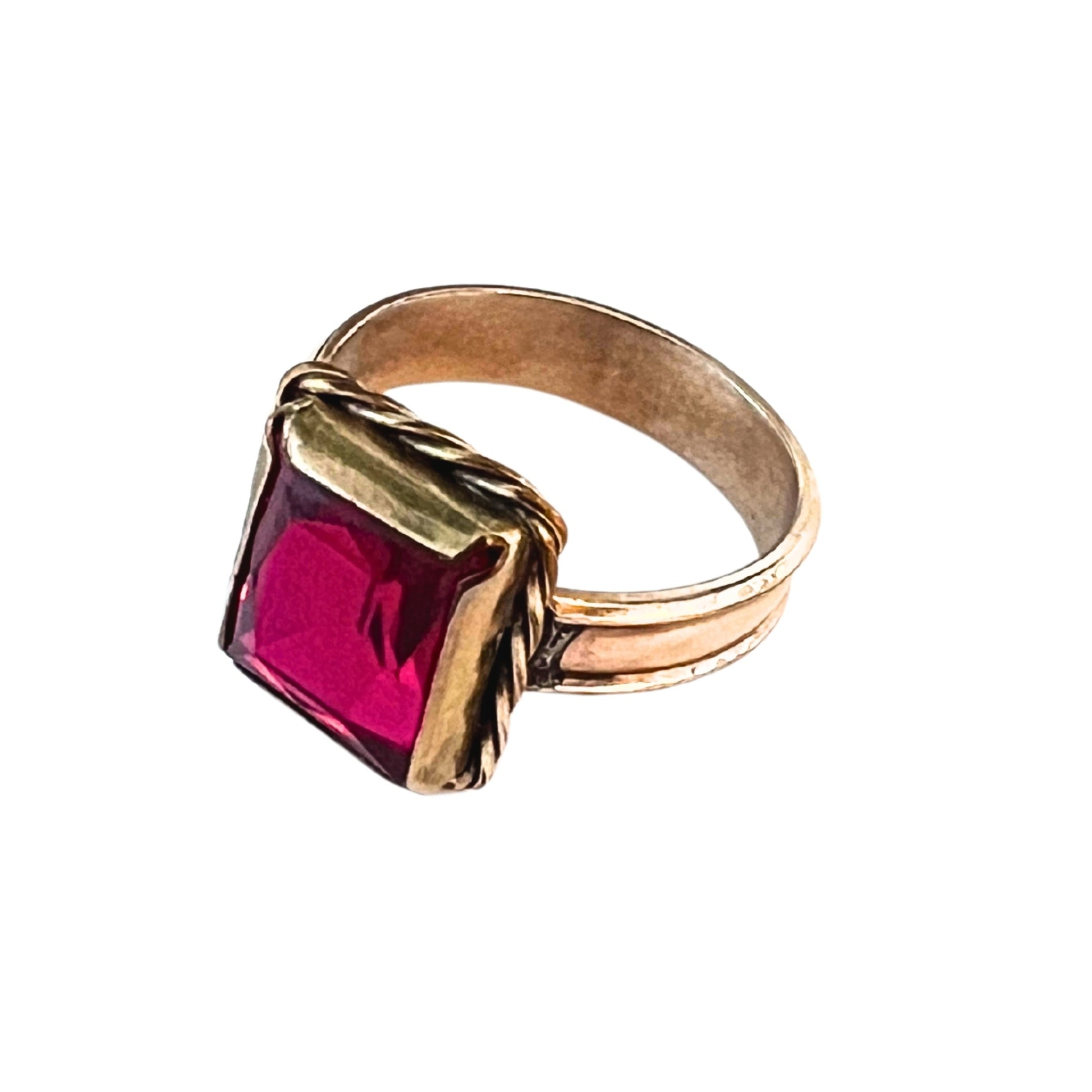 Rubie 12kg Ring by Bella Cucina –