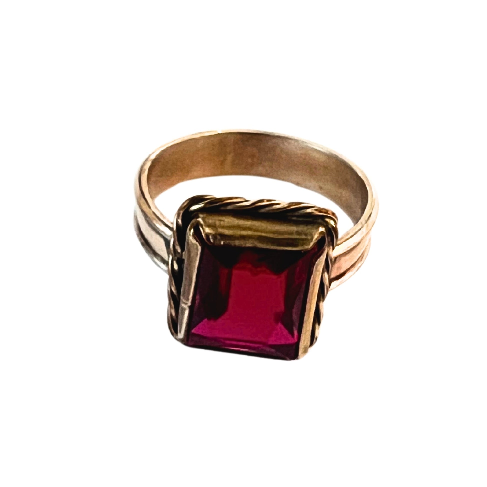 Rubie 12kg Ring by Bella Cucina –