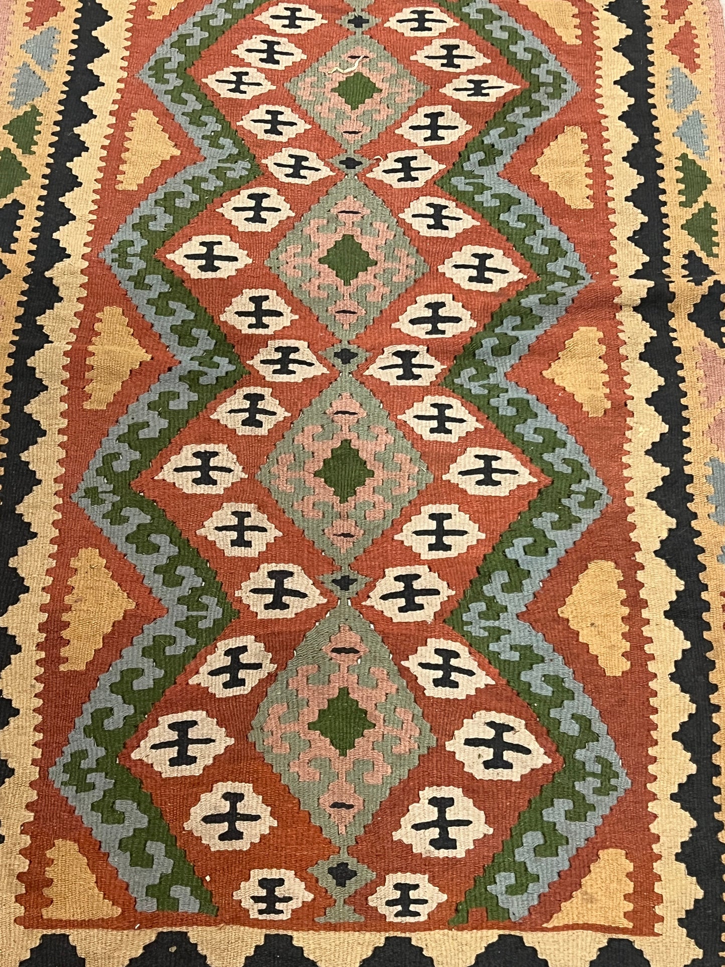 Bella Cucina - Vintage Hand - loomed Peruvian Frazada rugs -