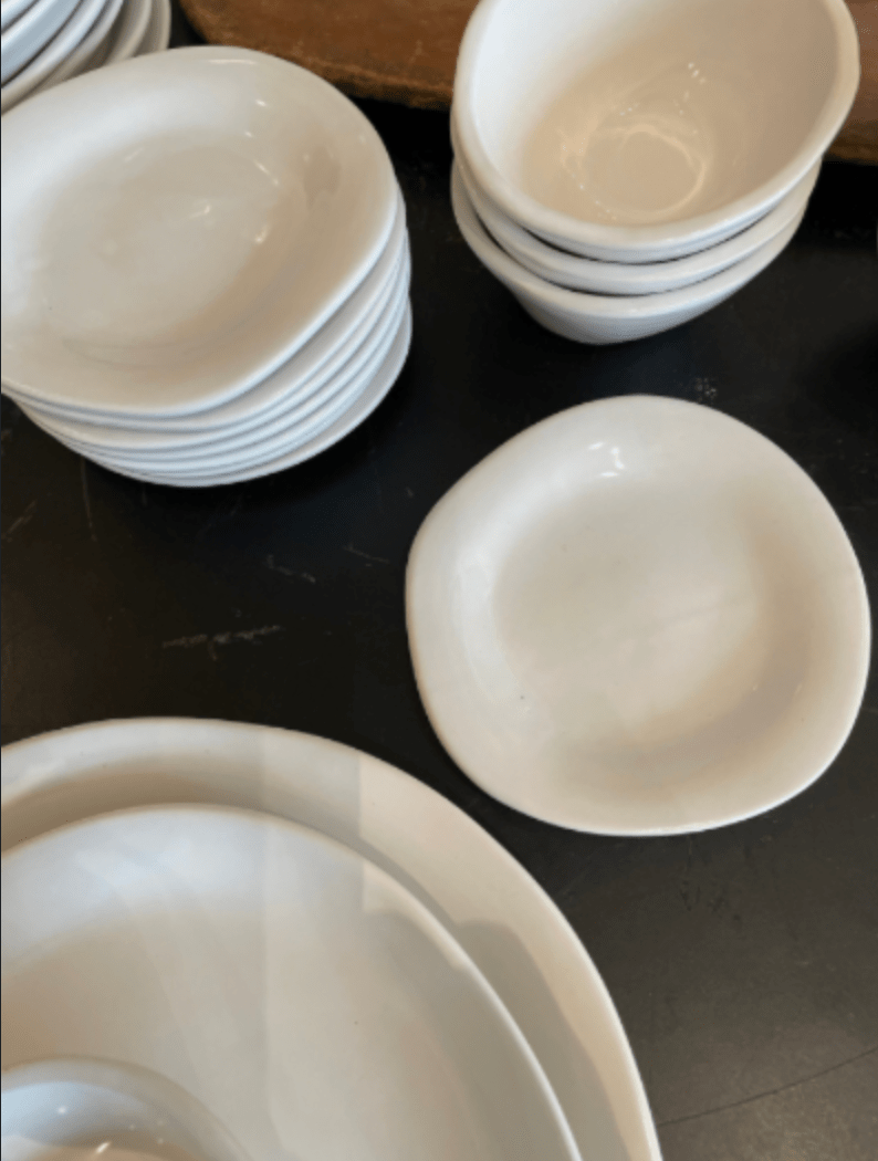 Bella Cucina - Hand - crafted Porcelain condiment bowl -