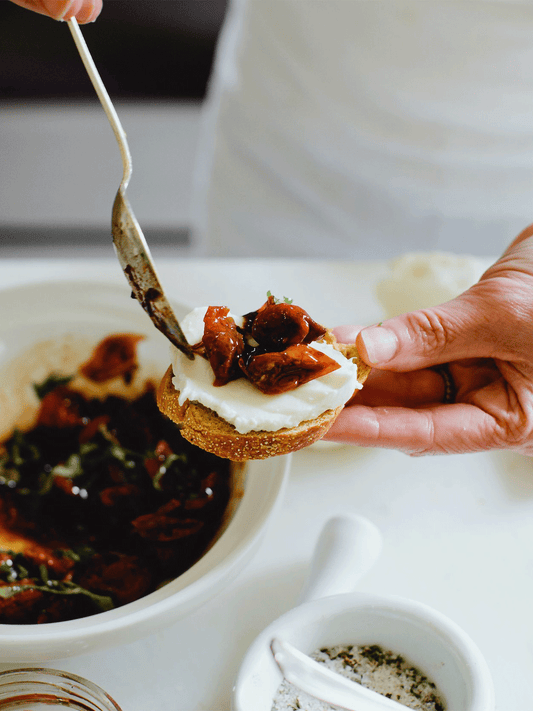 Bella Cucina - Sun - dried Tomato & Basil Bruschetta Spread -