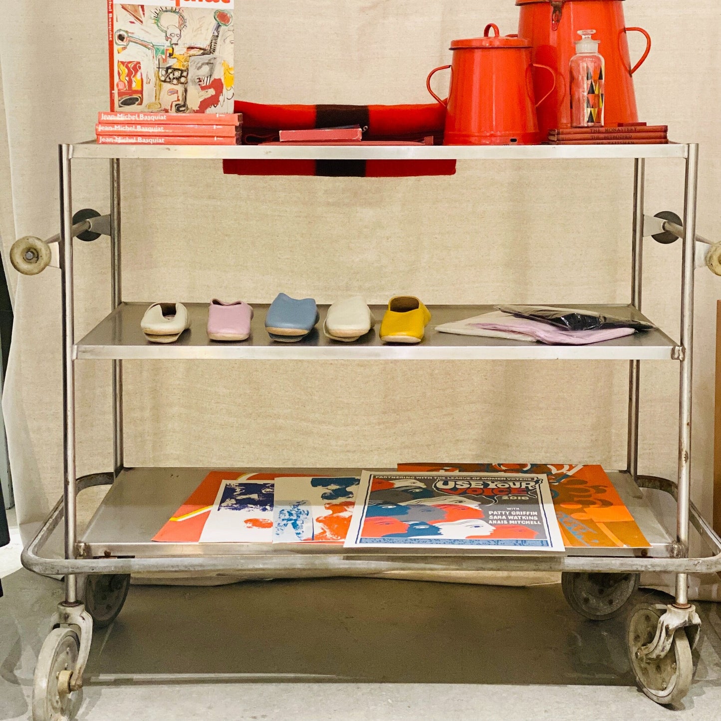Bella Cucina - Vintage Metal Rolling Cart -