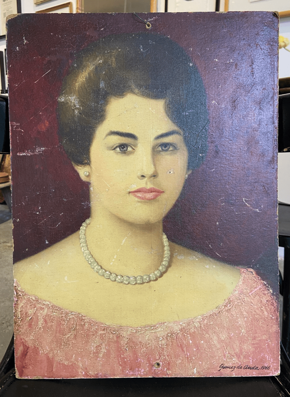 Bella Cucina - Vintage Portrait of Lady with Pearls -