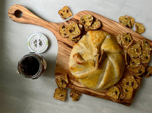 Baked Brie with Cranberry Conserve - Bella Cucina