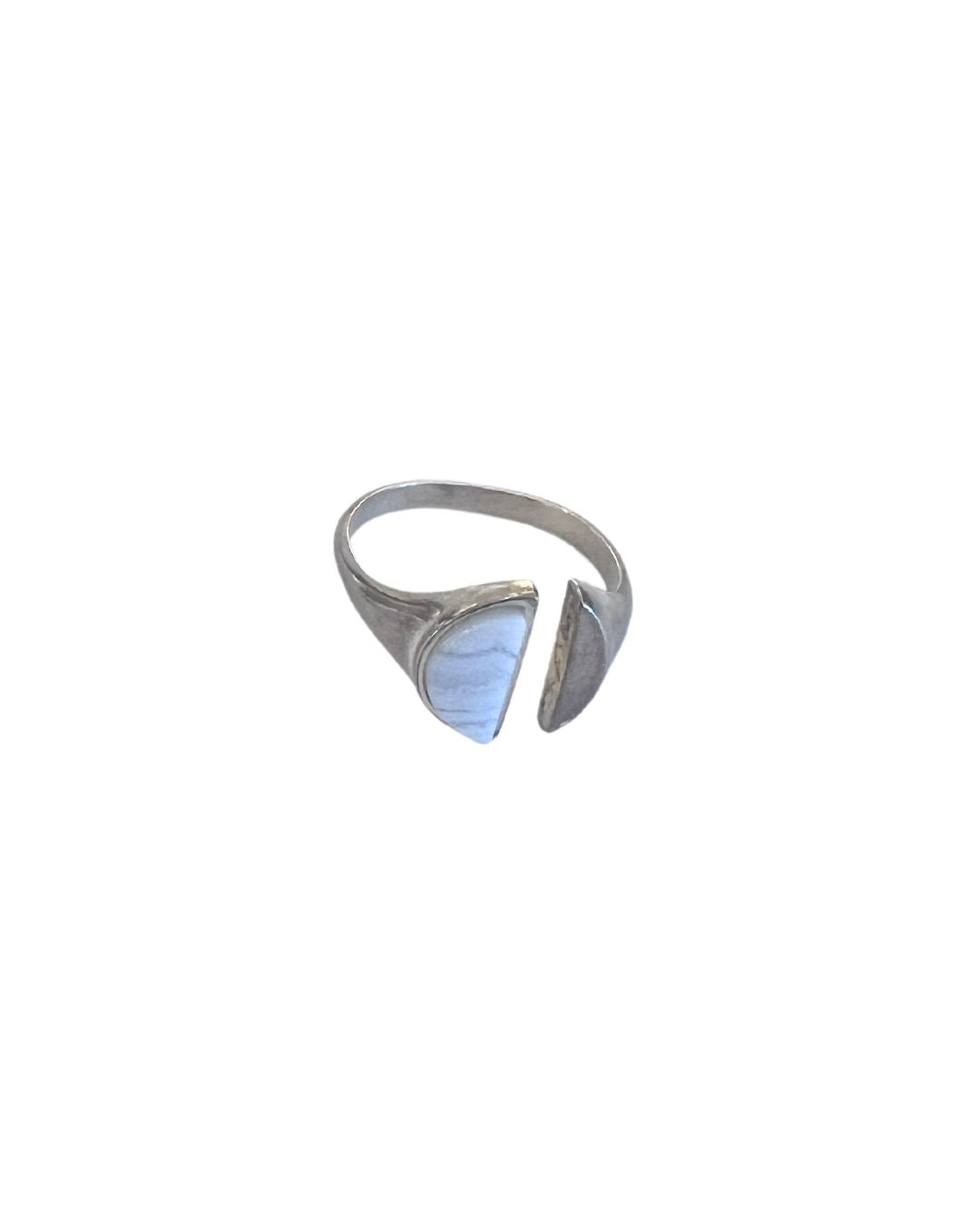 Anna Sheffield Bing Bang Blue Lace Agate Sterlin Dived Ring