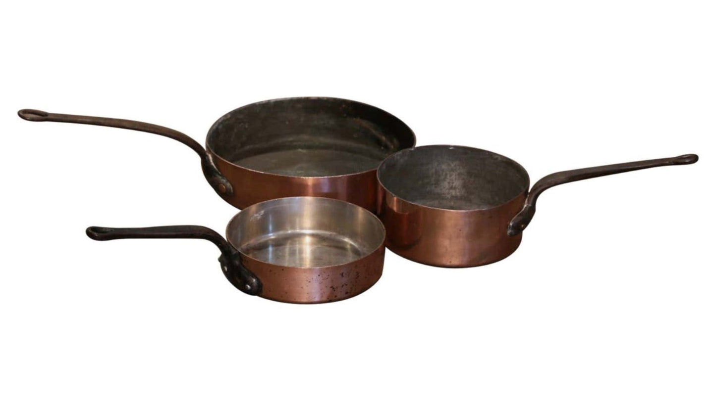 Antique French Copper Pot - set of 3 by Bella Cucina –