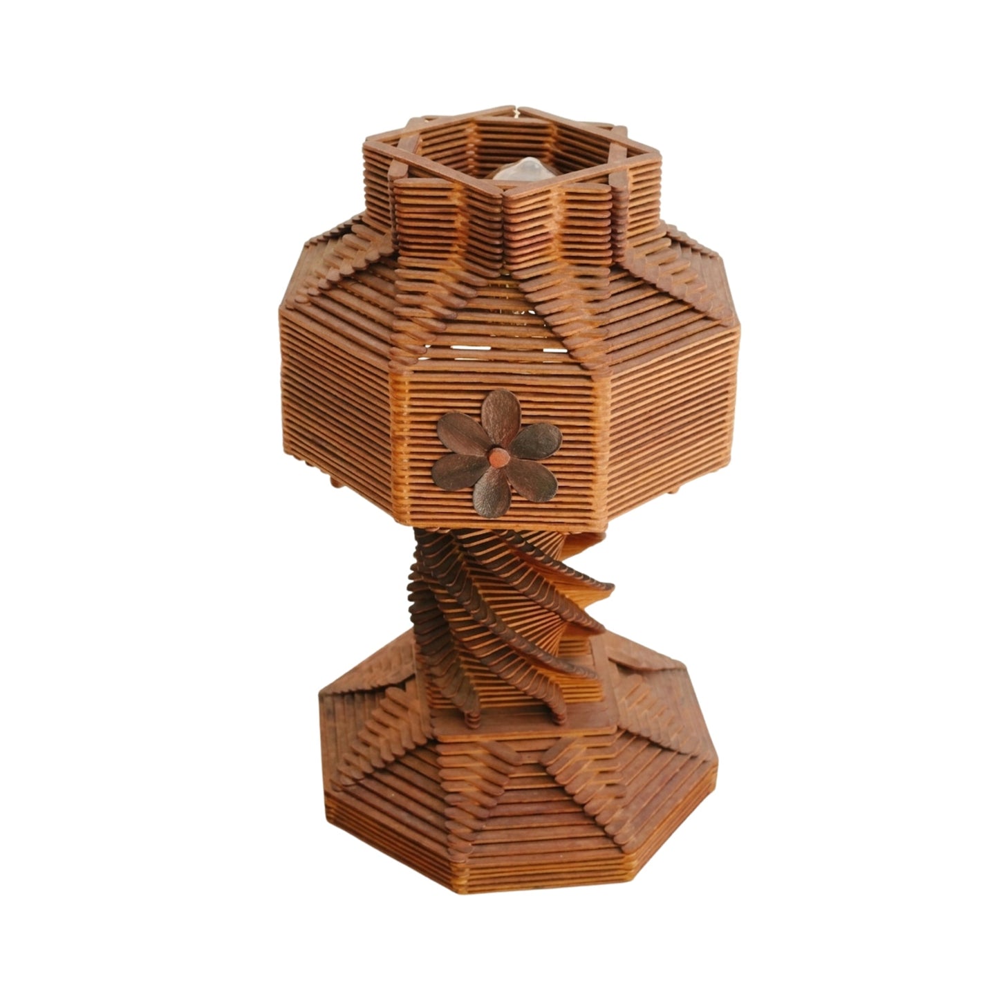 Antiques & Found Objects: The Tramp Art Lamp by Bella Cucina – Antiques & Found Objects: Lamps