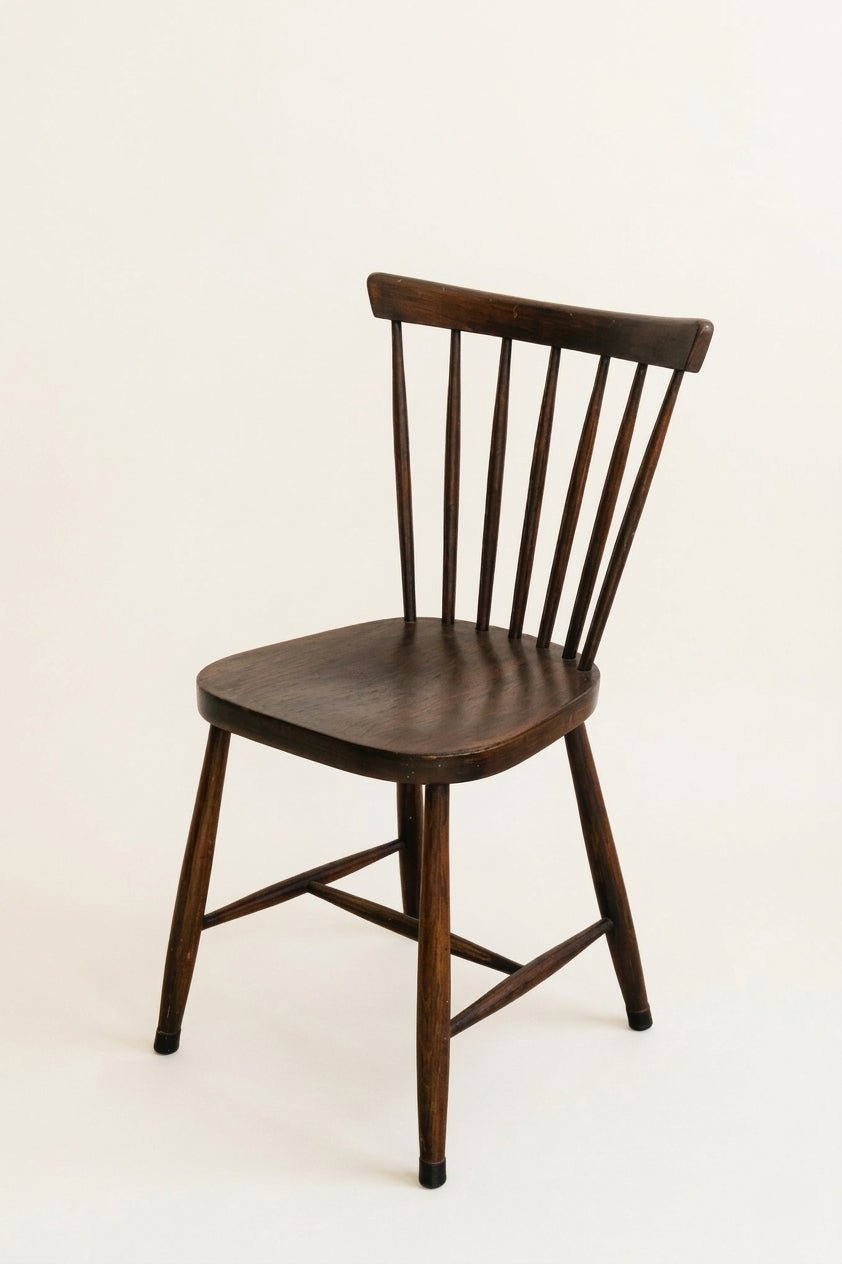 Bella Cucina | Antiques & Found Objects: The Windsor Chair Artisan ...