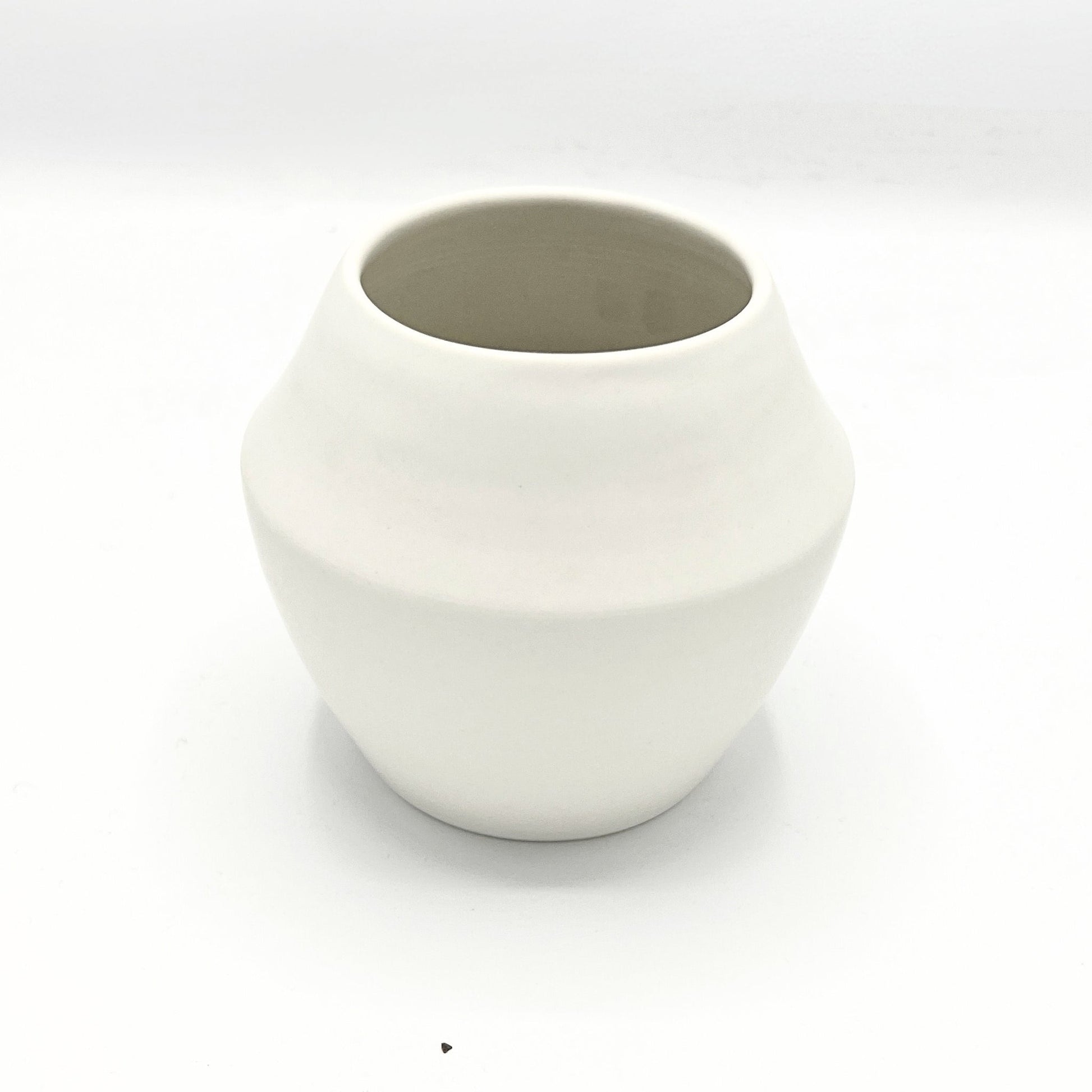 Charlotte Smith Ceramics - Porcelain Vases by Bella Cucina –