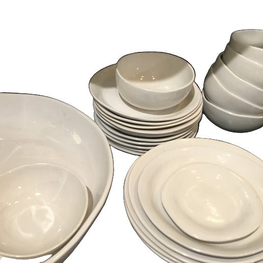 Dinnerware: Alex Marshall White Ceramics by Bella Cucina –