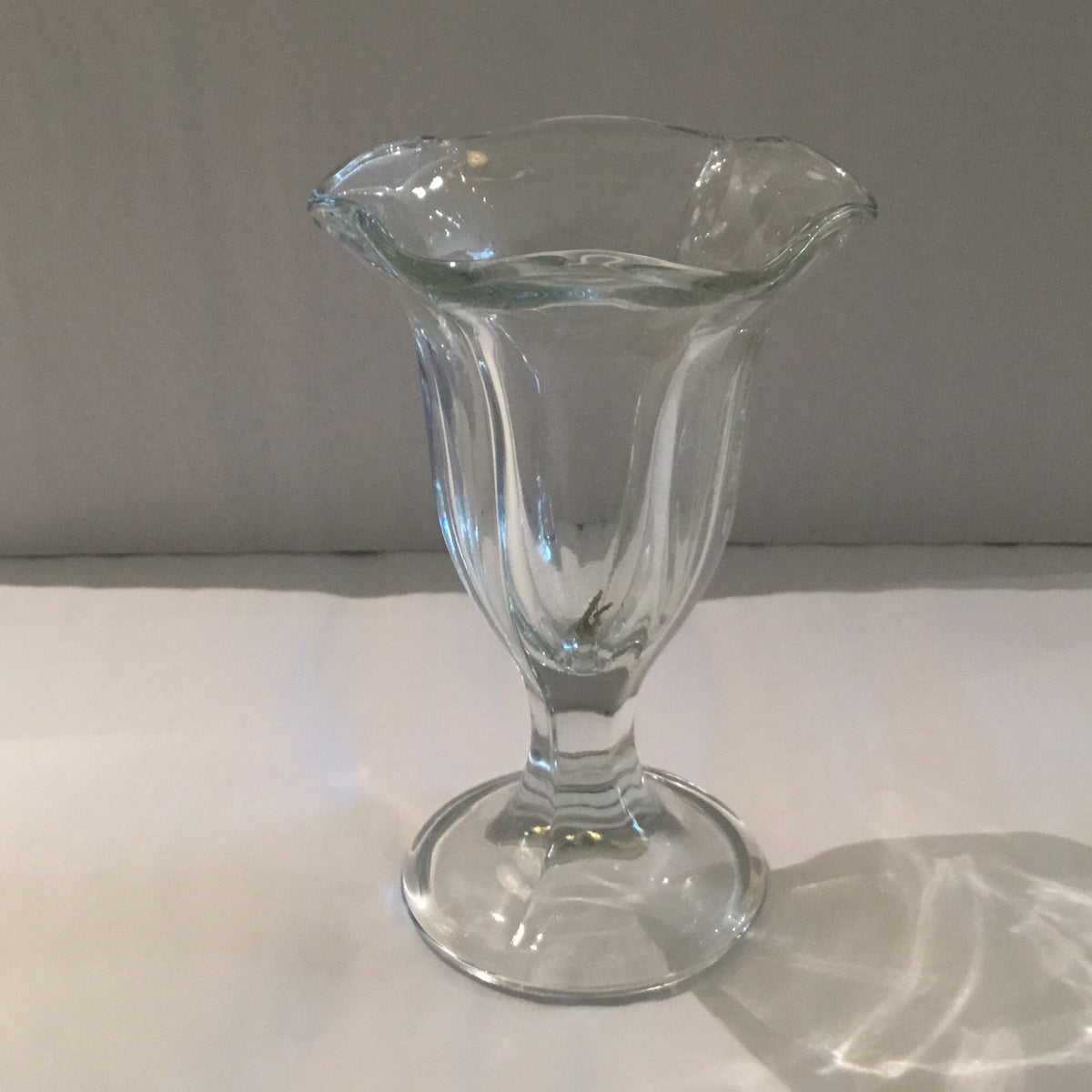 Glassware: Sundae Cups, Style 2, Set of 4 by Bella Cucina – Glassware: Dessert Glasses
