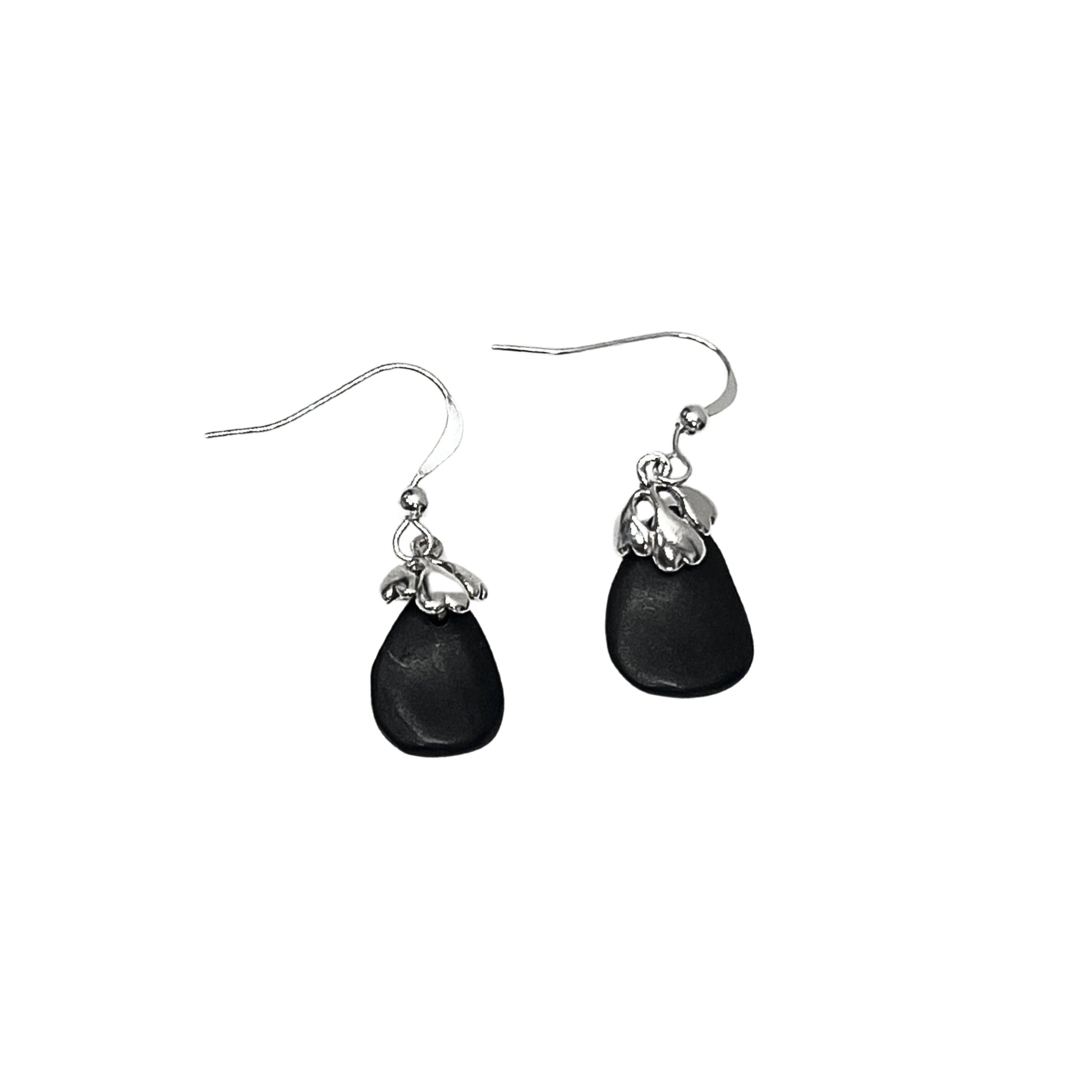 Jewelry: Vintage Sterling Silver and Black Teardrop Earrings by Bella Cucina – Jewelry: Earrings