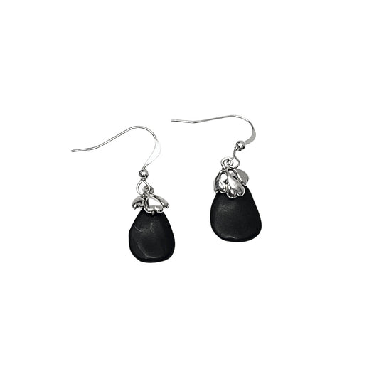 Jewelry: Vintage Sterling Silver and Black Teardrop Earrings by Bella Cucina – Jewelry: Earrings