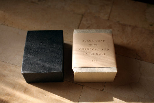 Bella Cucina - Saipua Black Soap with Charcoal and Patchouli - 