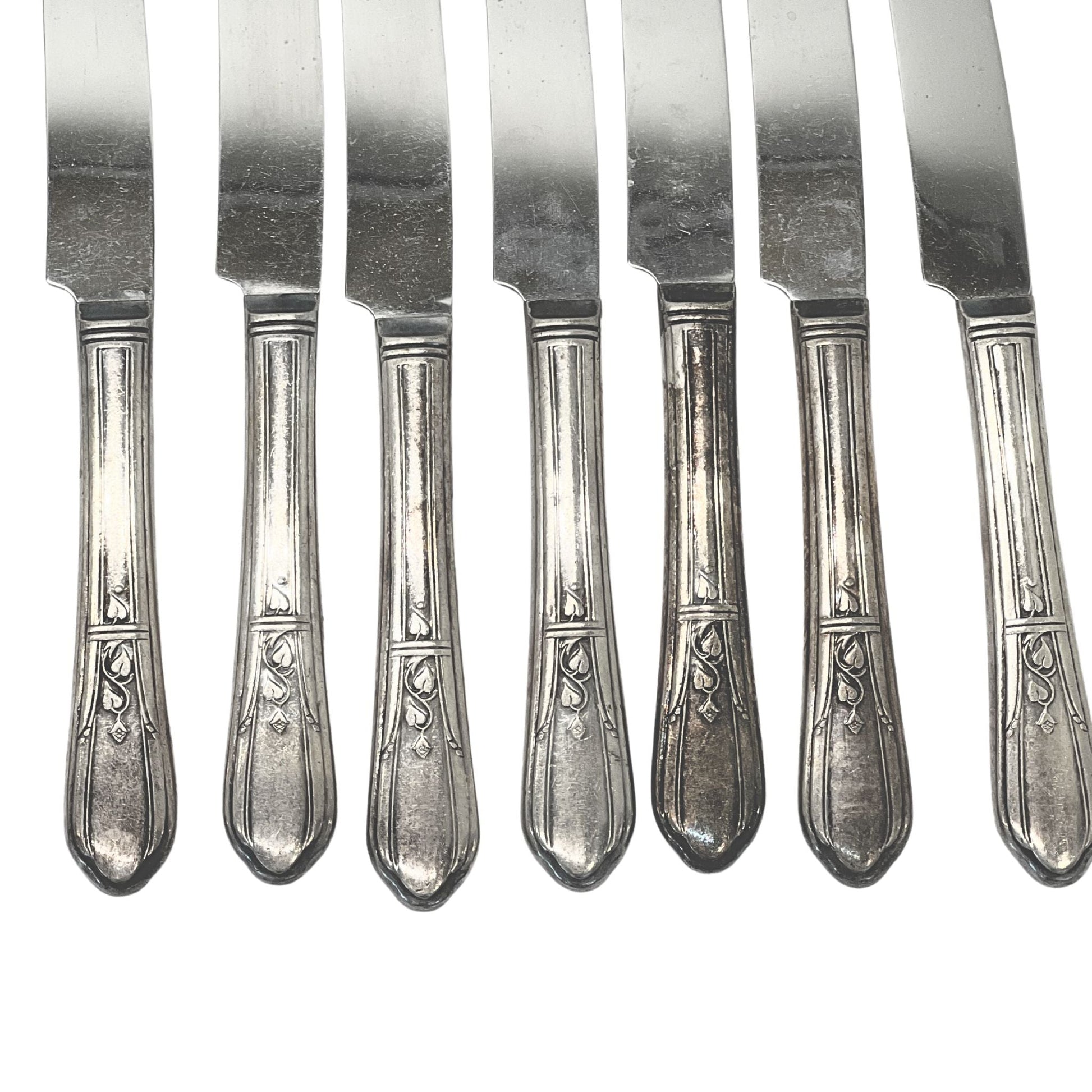Silver Vintage Drop Leaf Pattern Butter Knives Set Of 8 by Bella Cucina –
