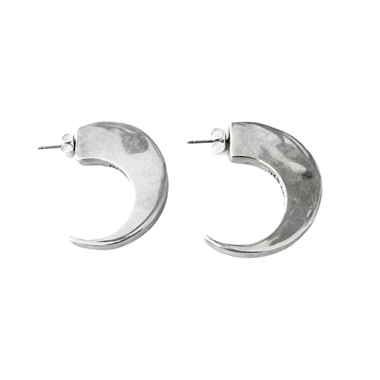 Vintage Silver Earrings by Bella Cucina –