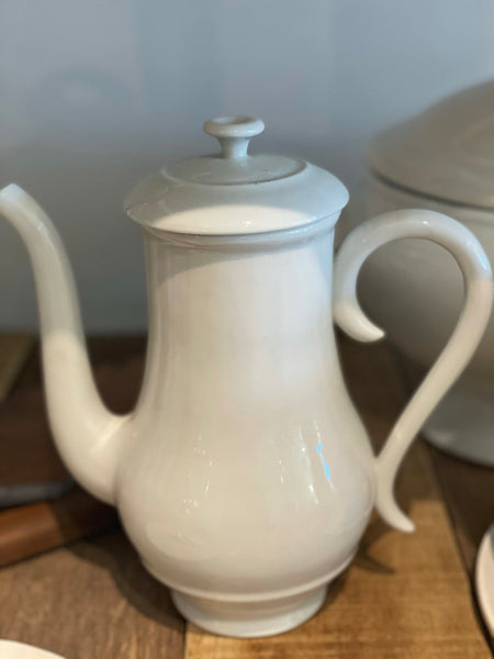 Small Porcelain Tea Pitcher – Té Company