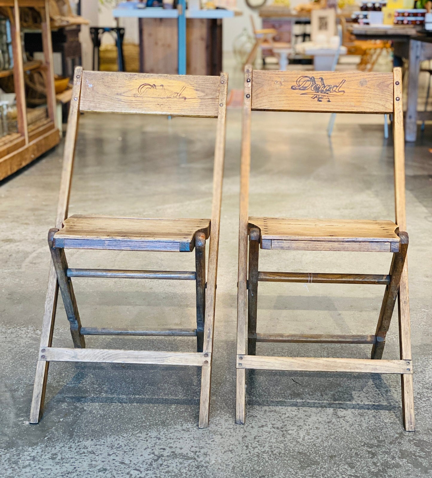 Bella Cucina - Doud Folding Church Chairs - 