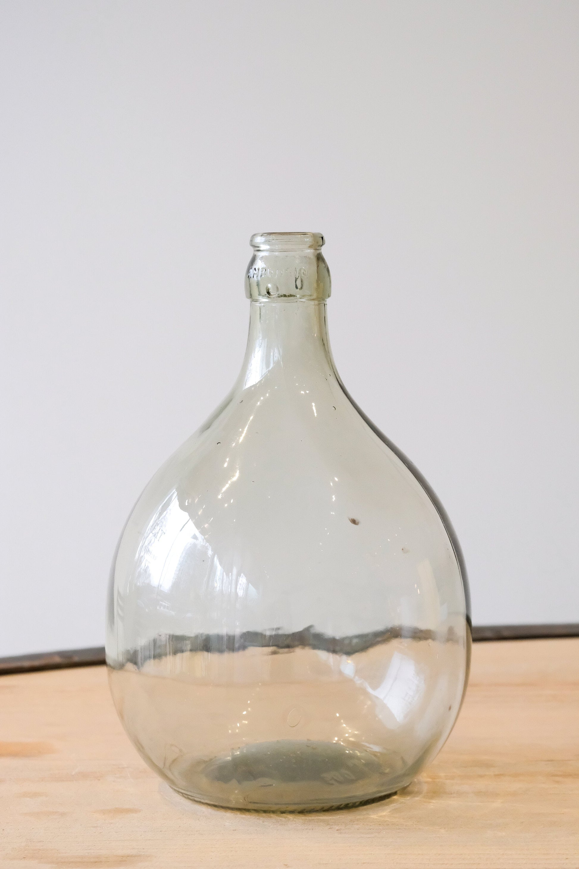 Bella Cucina - Vintage Bottle Vase - 